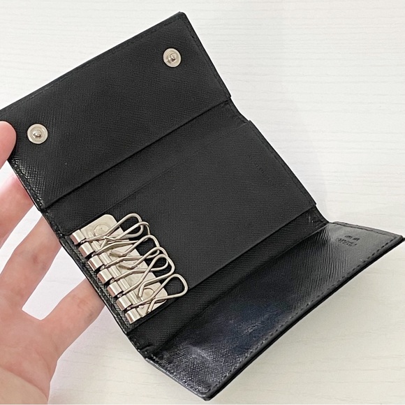 Prada black Tessuto nylon triangle logo saffiano leather key case - Picture 5 of 11